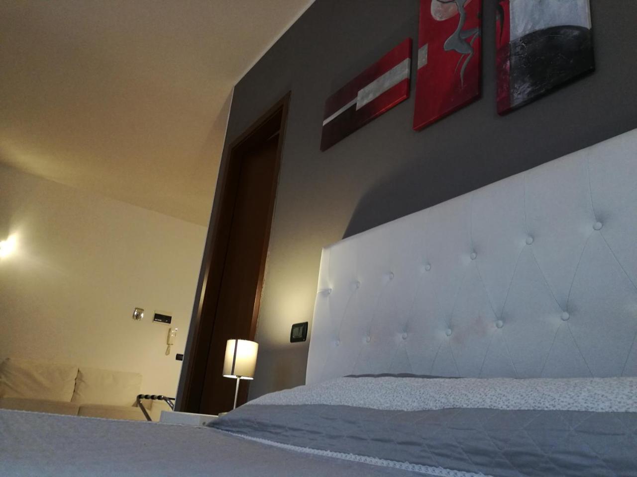 Residenza Ugo Bassi, Bologna